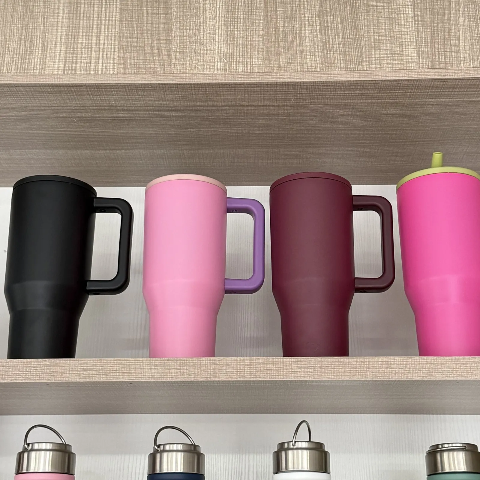 Handle Car Tumbler Series product sample